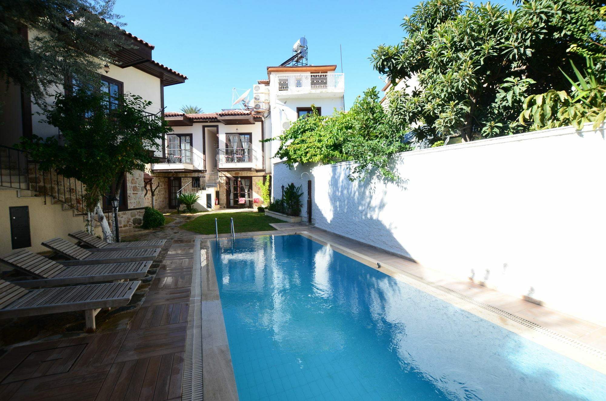 The Suite Apart Hotel Hotel