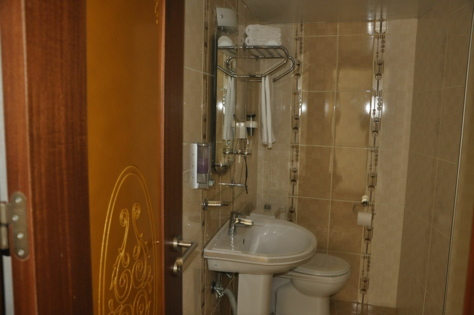 Kayalar Otel 2*