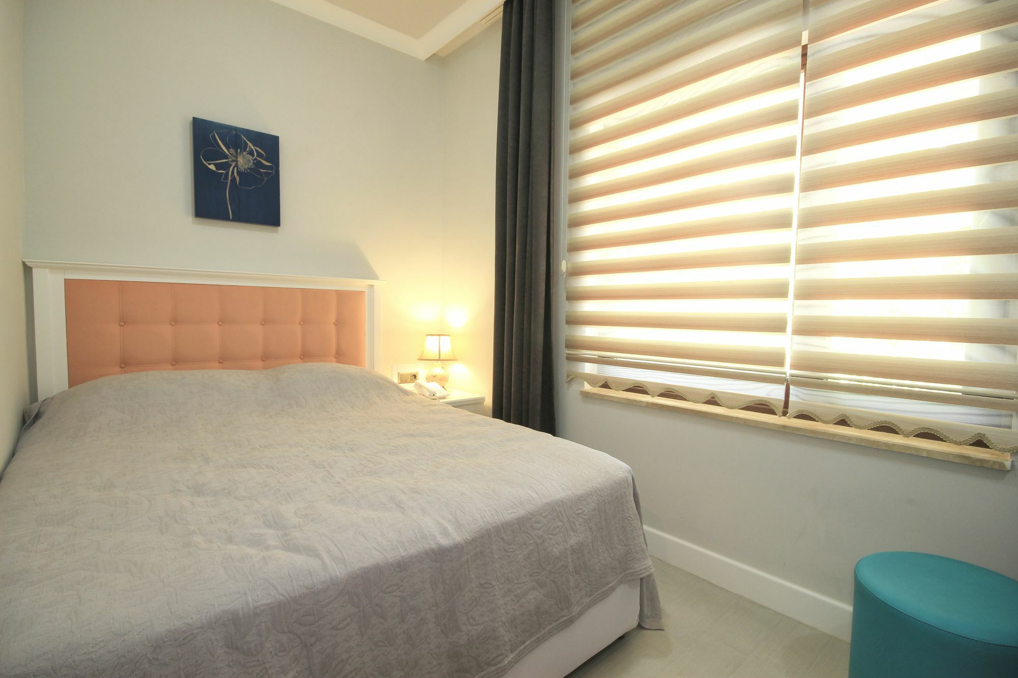 Delight Deluxe Aparts 4*