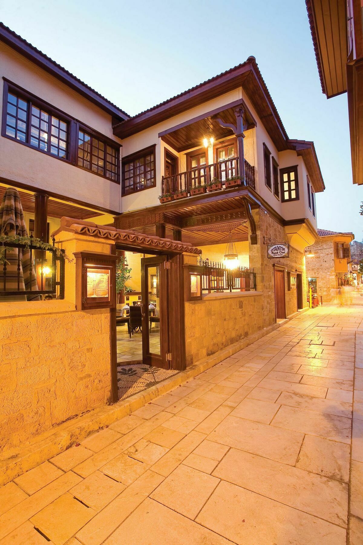 Cicerone 4*