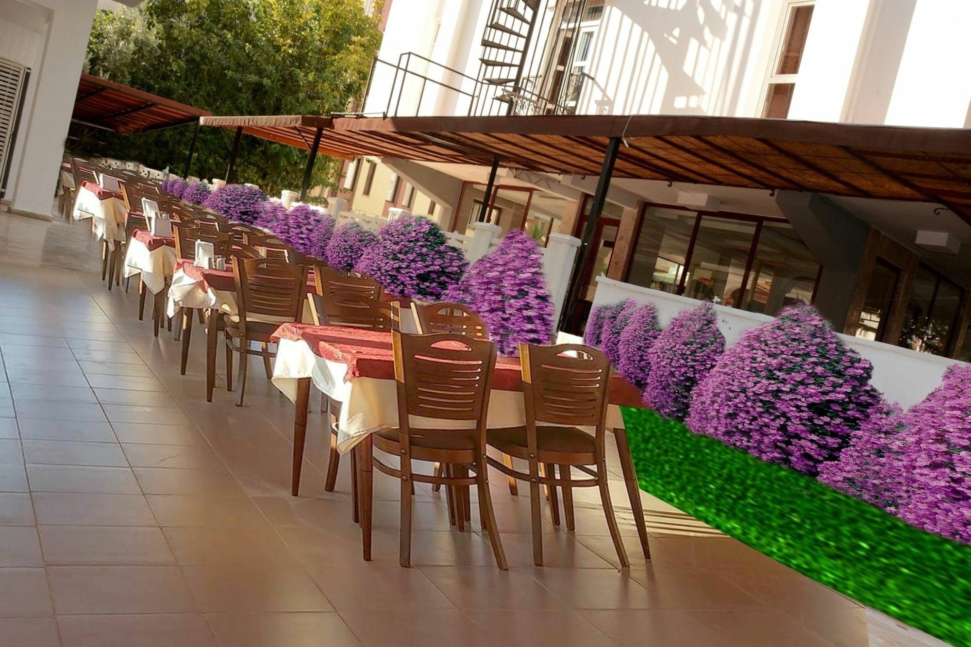 Hotel Derin 3*