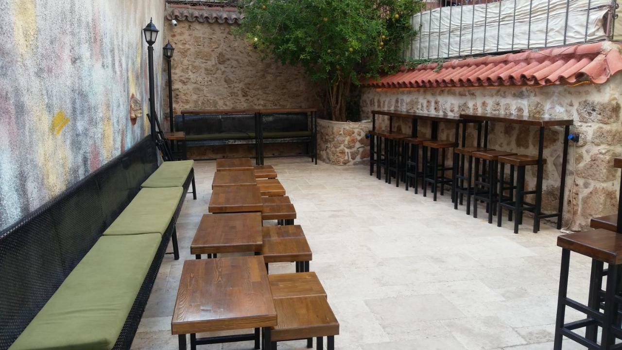 Hostel Funky Monkey Hostel&pub Antalya