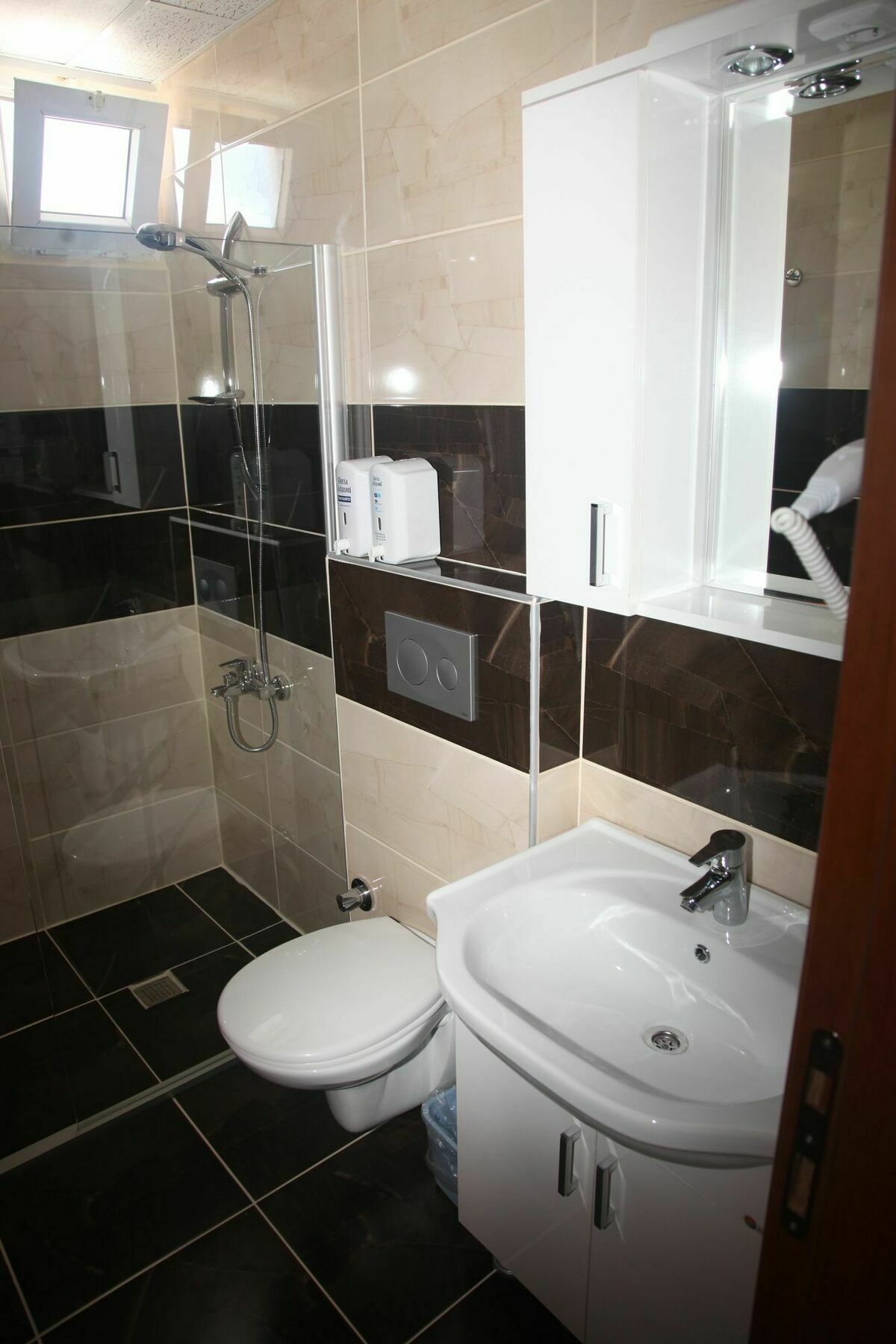 Gunduz Hotel 5*