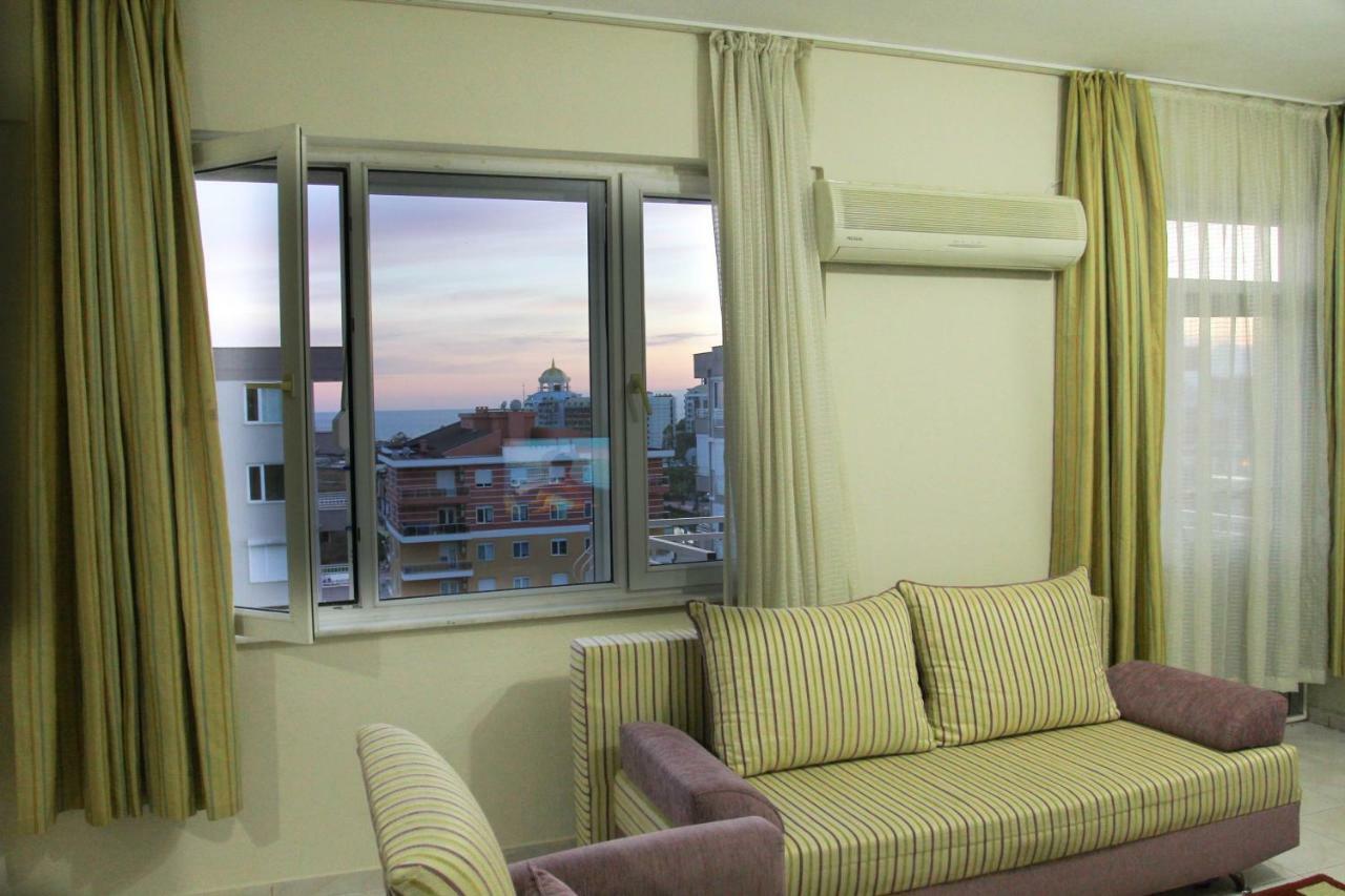 Tesisler Caddesi Daire Antalya
