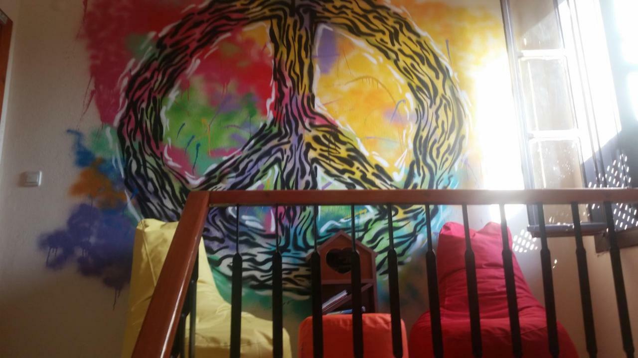 Hostel Funky Monkey Hostel&pub Antalya