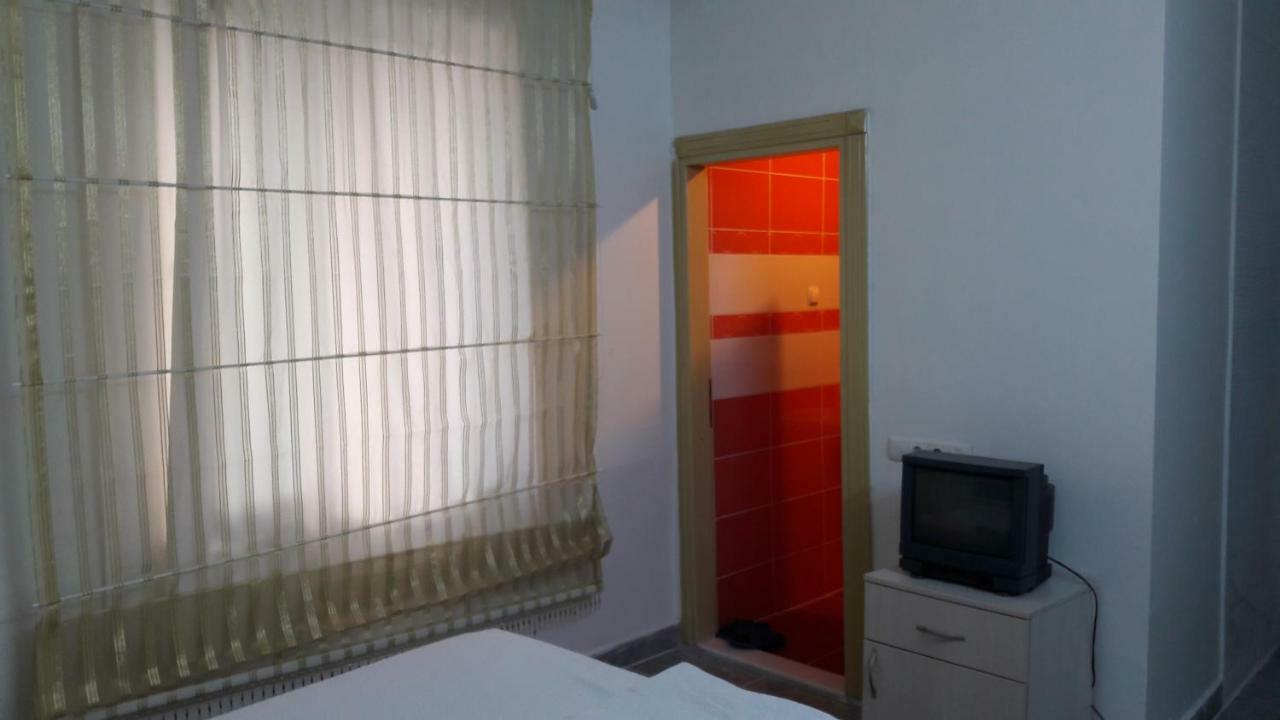 Gunay Otel 2*