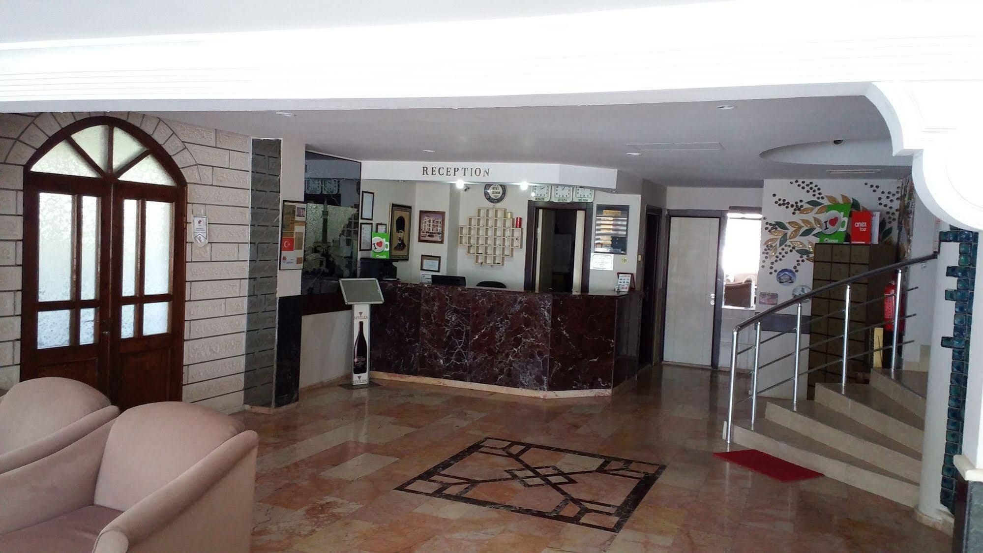 Hotel Isinda 3*