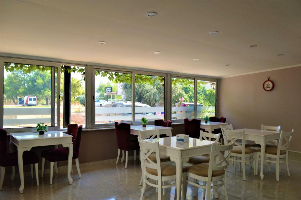 Hotel Derin