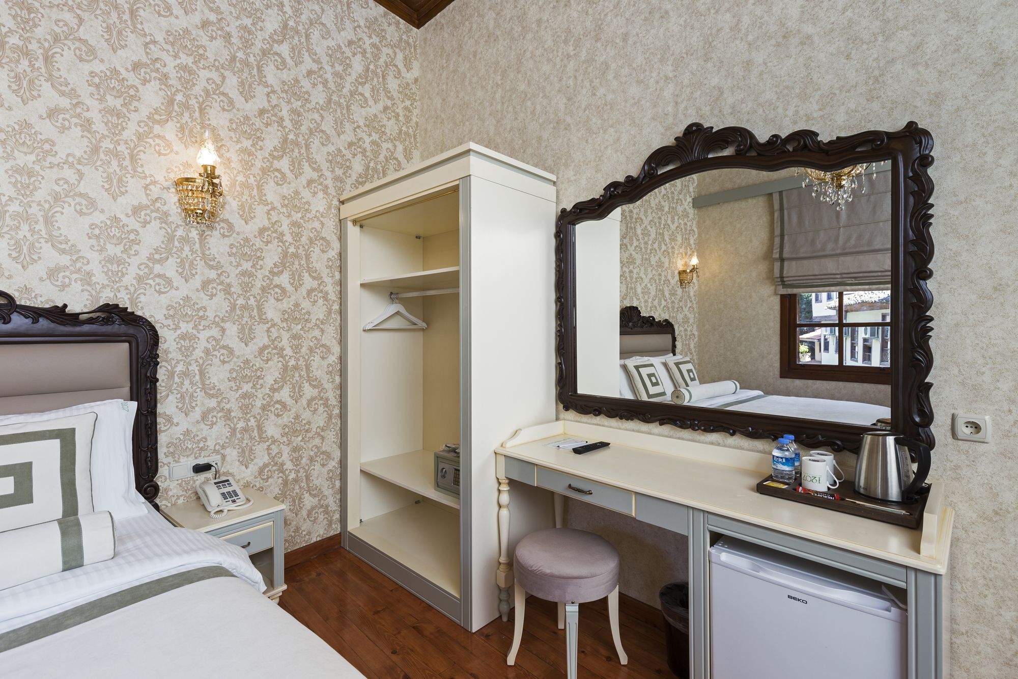 Hotel 1207