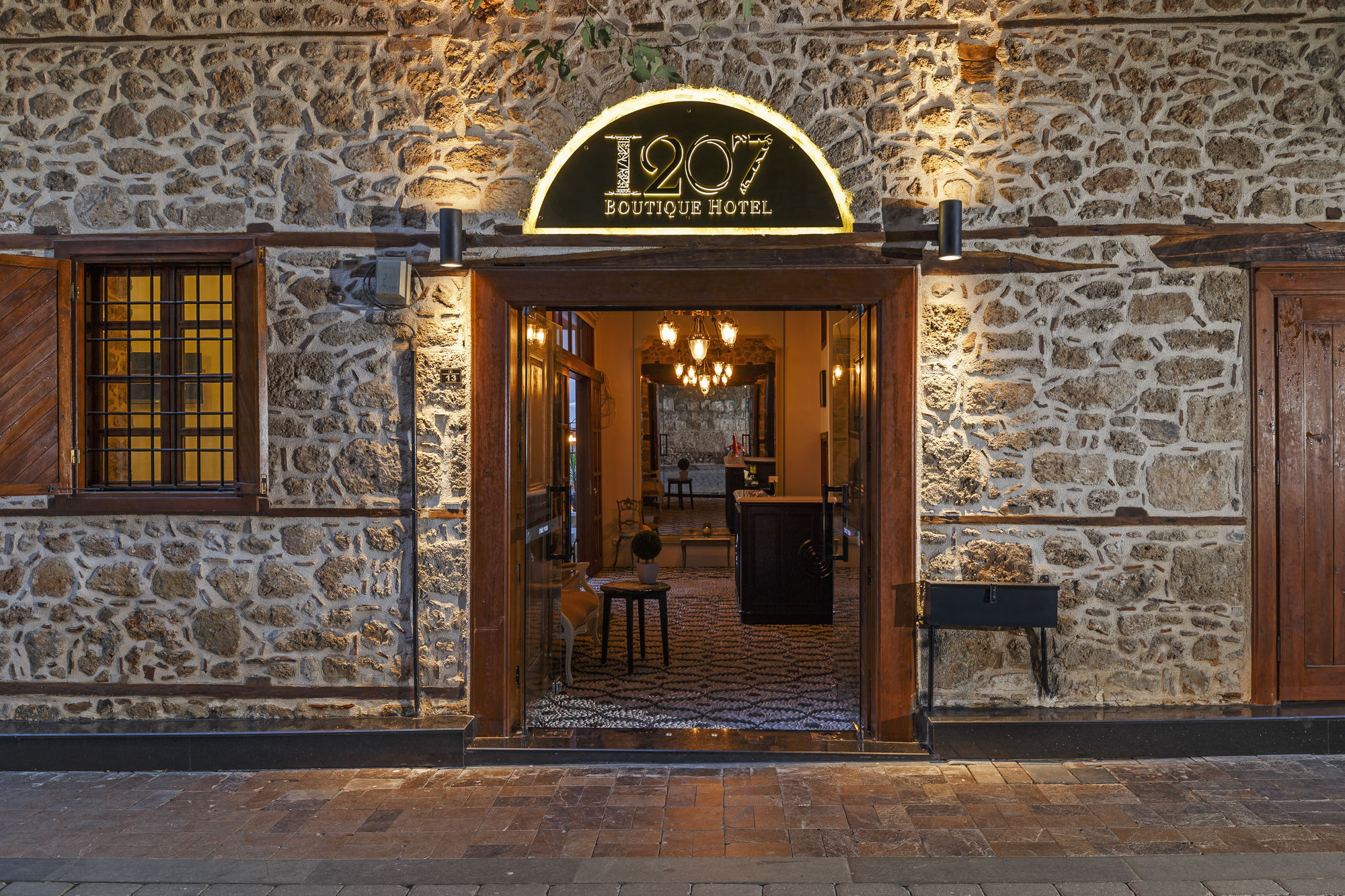1207 Hotel 3*
