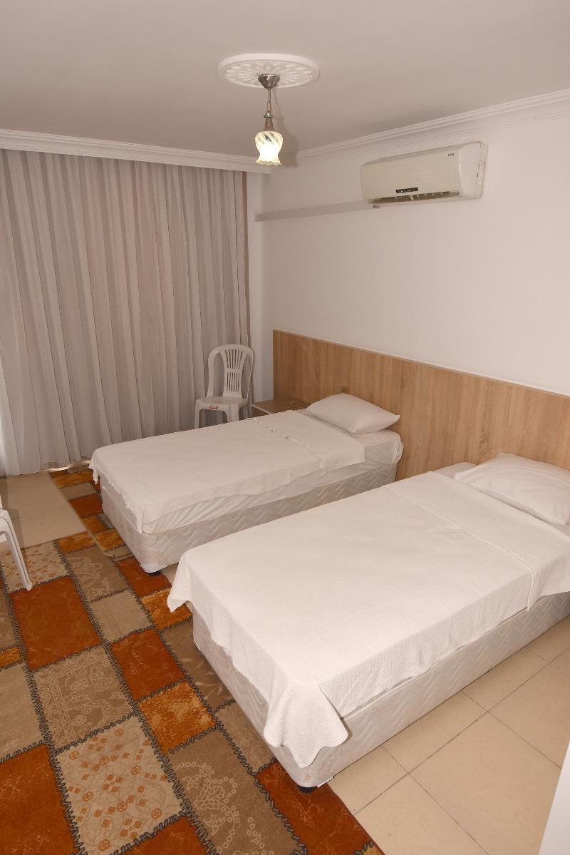 Demirci