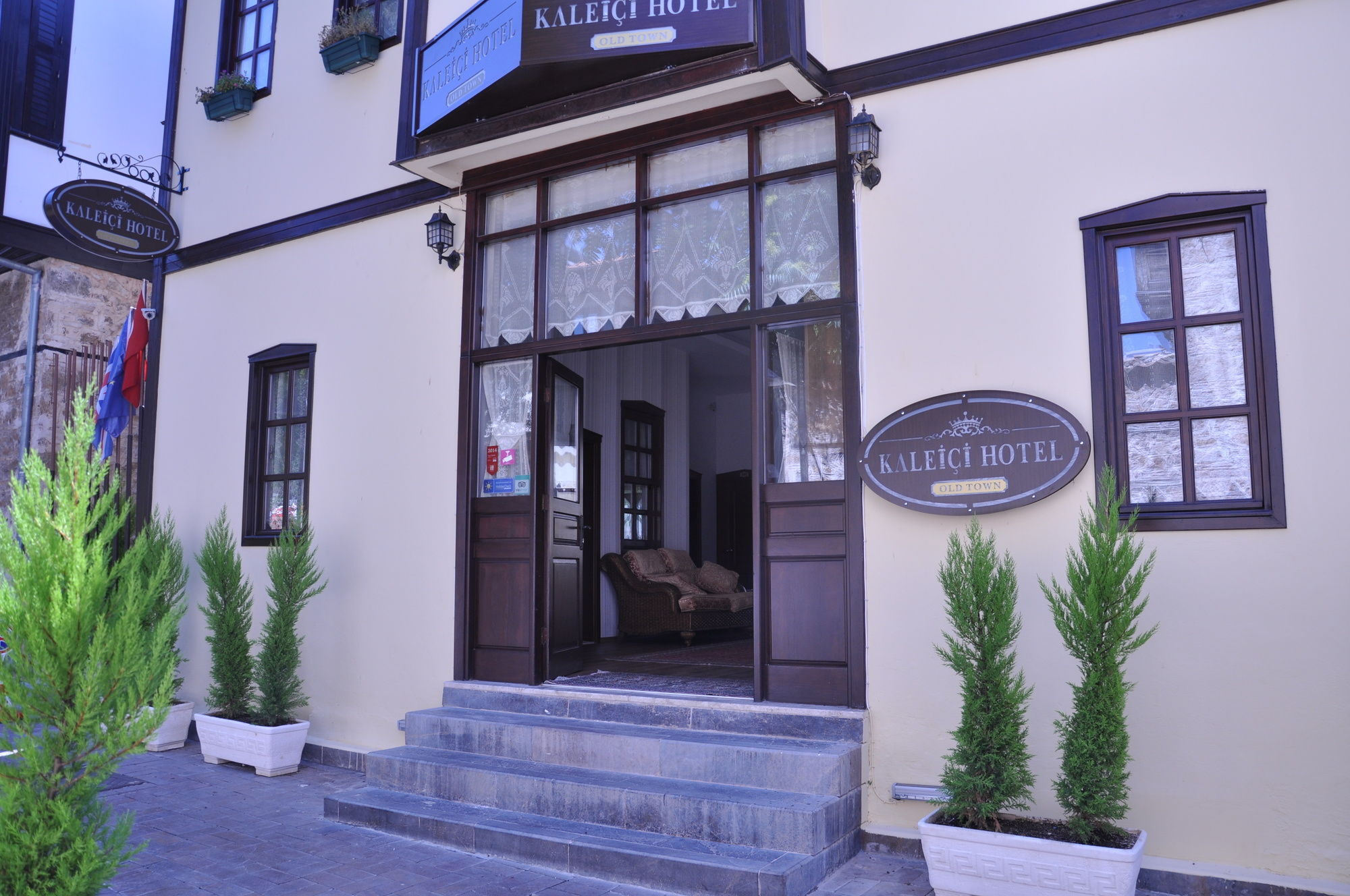Kaleici Hotel 3*