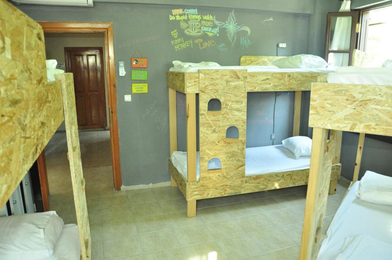 Funky Monkey Hostel&pub Hostel Antalya