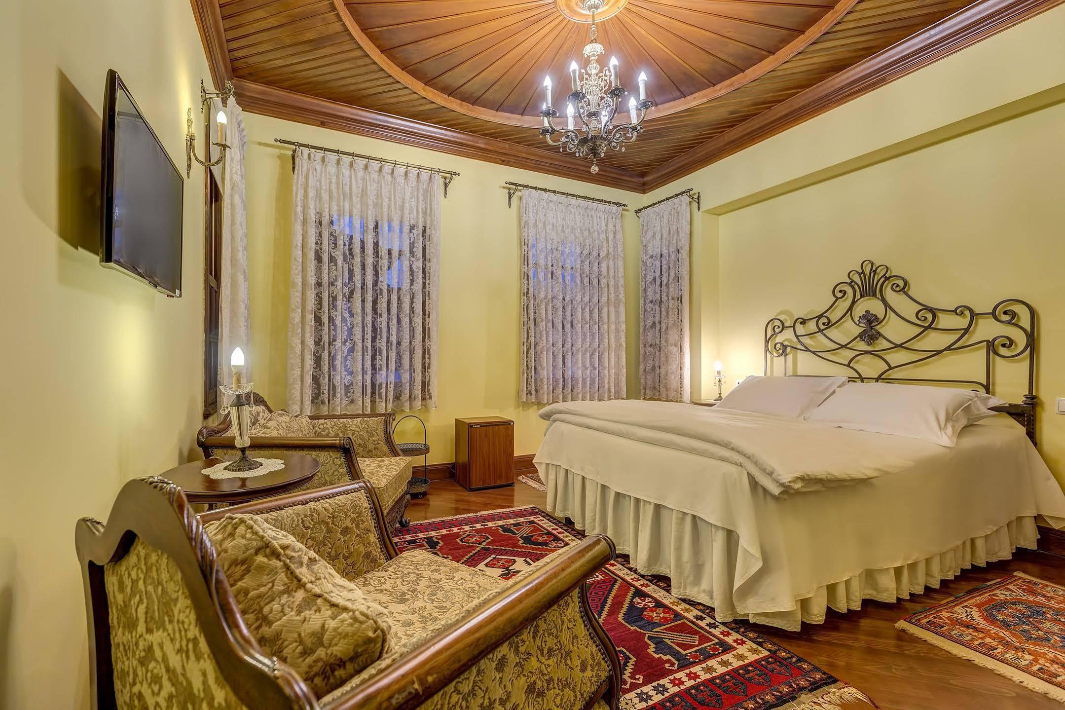 Delight Deluxe Kaucuk (adults Only) 3*