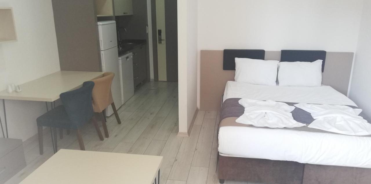 Demak Suit & Homes Aparthotel *