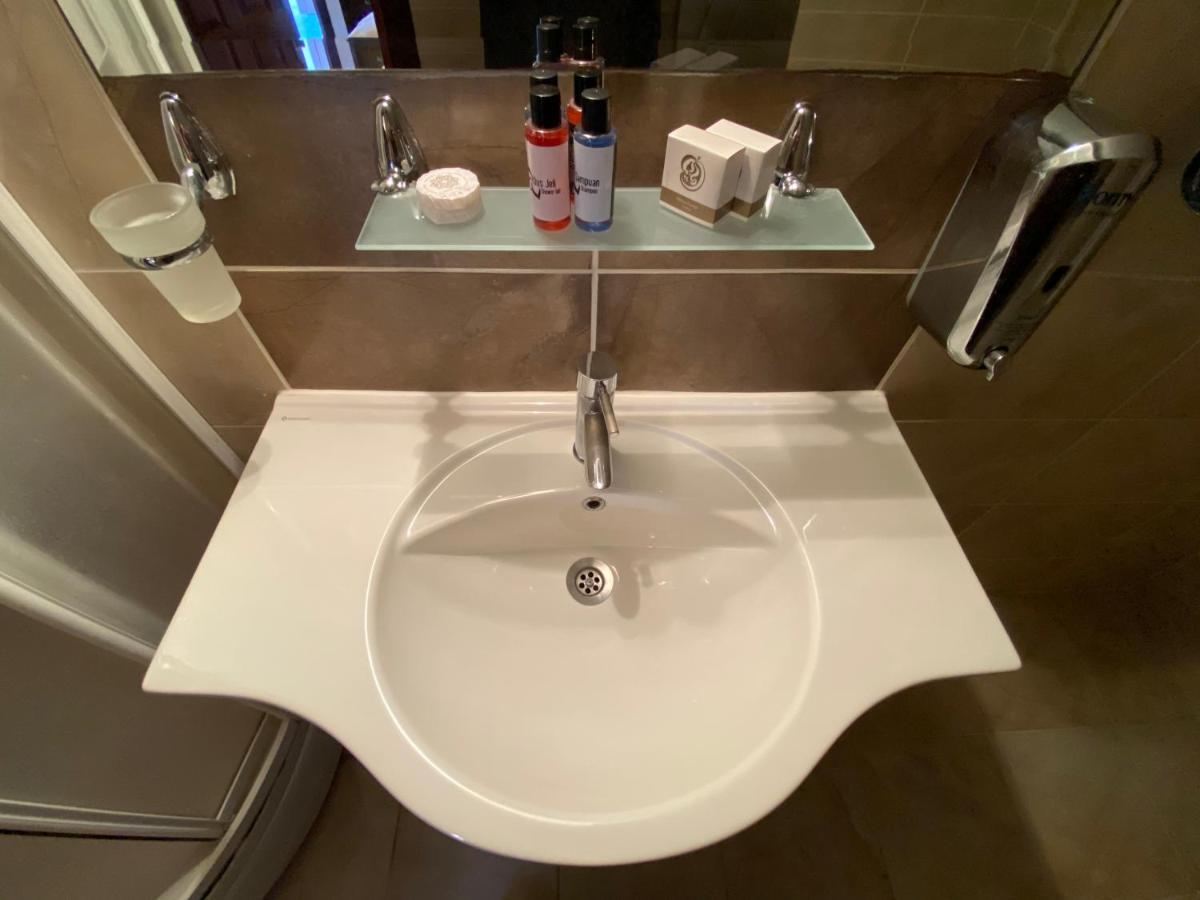 Cicerone Otel 4*