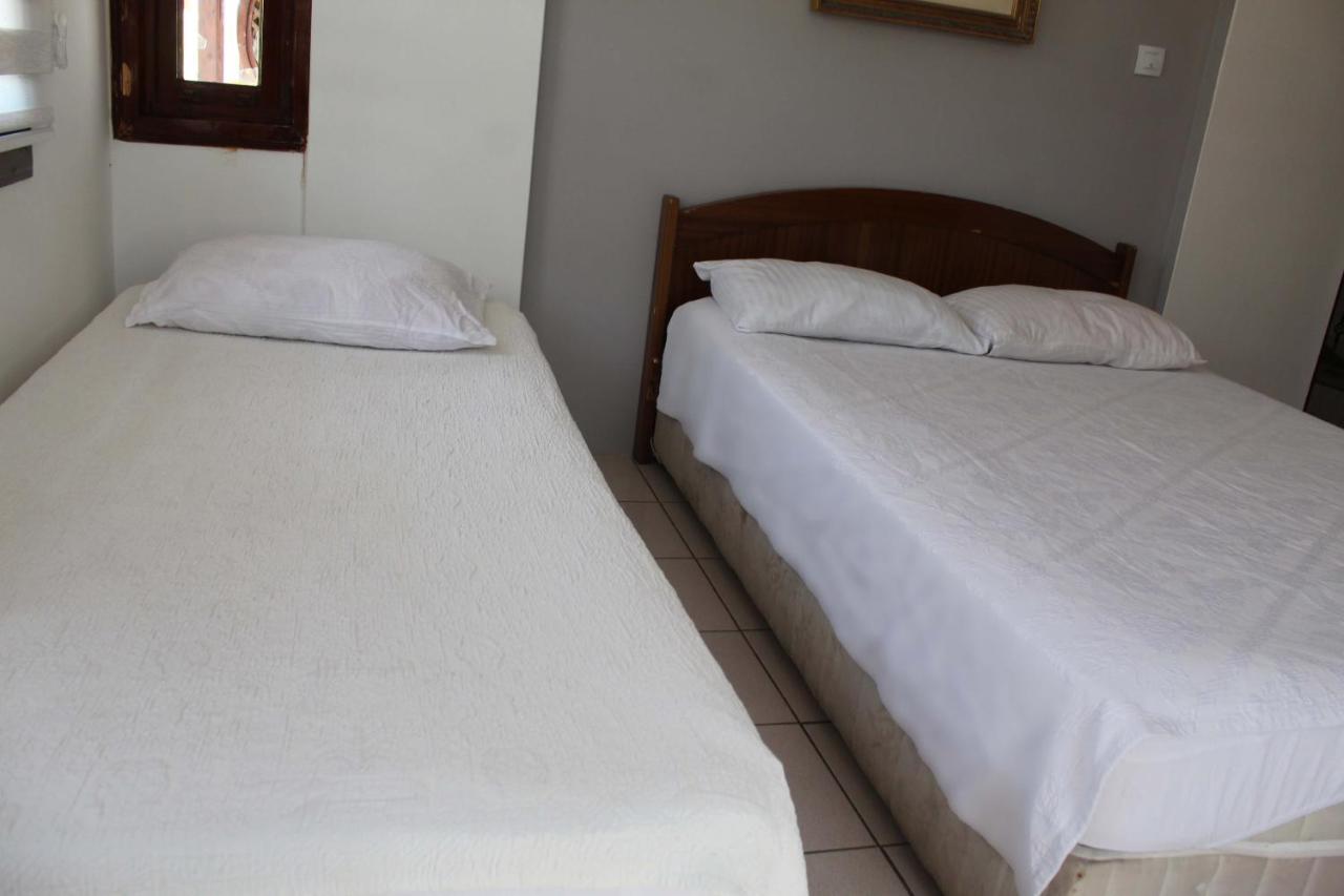 White Motel 2*