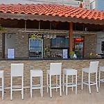 Lara Hotel