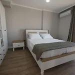 Royal Homes 404