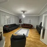 Sirinyali Denize 100 M Guenluek Daireler