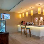 Side Breeze Hotel