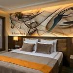 B Business Hotel & Spa