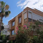 Lara\'Da Modern Bir Vaha