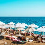 La Boutique Hotel & Suites (Adults Only)