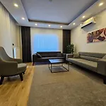 New Flat&Large Living Space 2-4 Near By Lara Beach