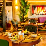 Can Adalya Palace Hotel