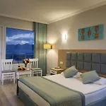 Adonis Hotel