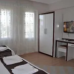 Simsek Hotel