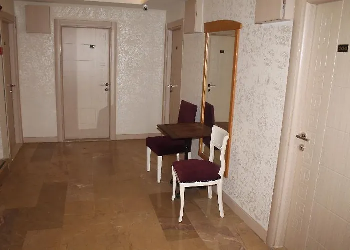 Sato Otel Lara