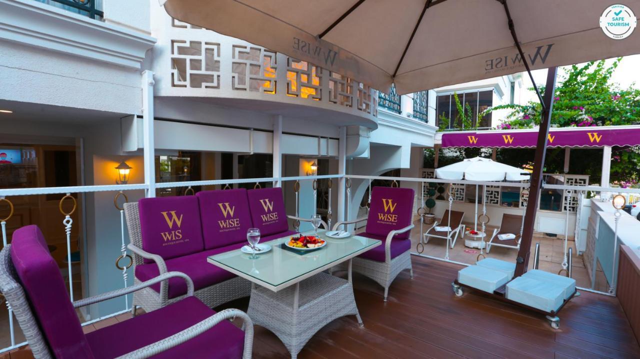 Hotel Wise & - Adults Only