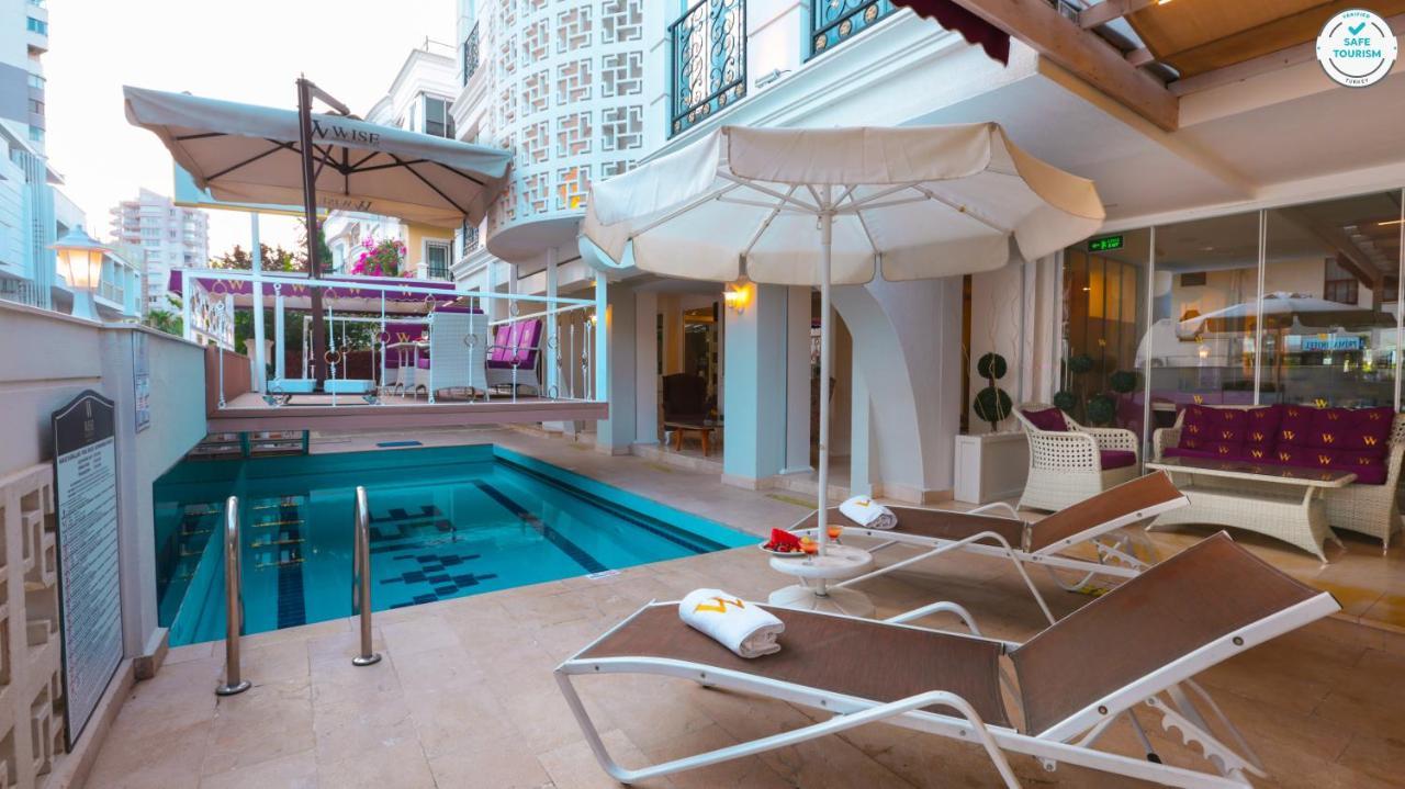 Wise & - Adults Only Hotel 3*