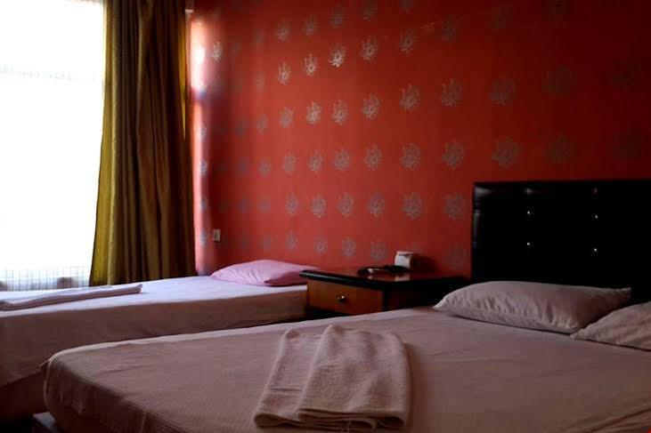 Hostel Uyar Palace