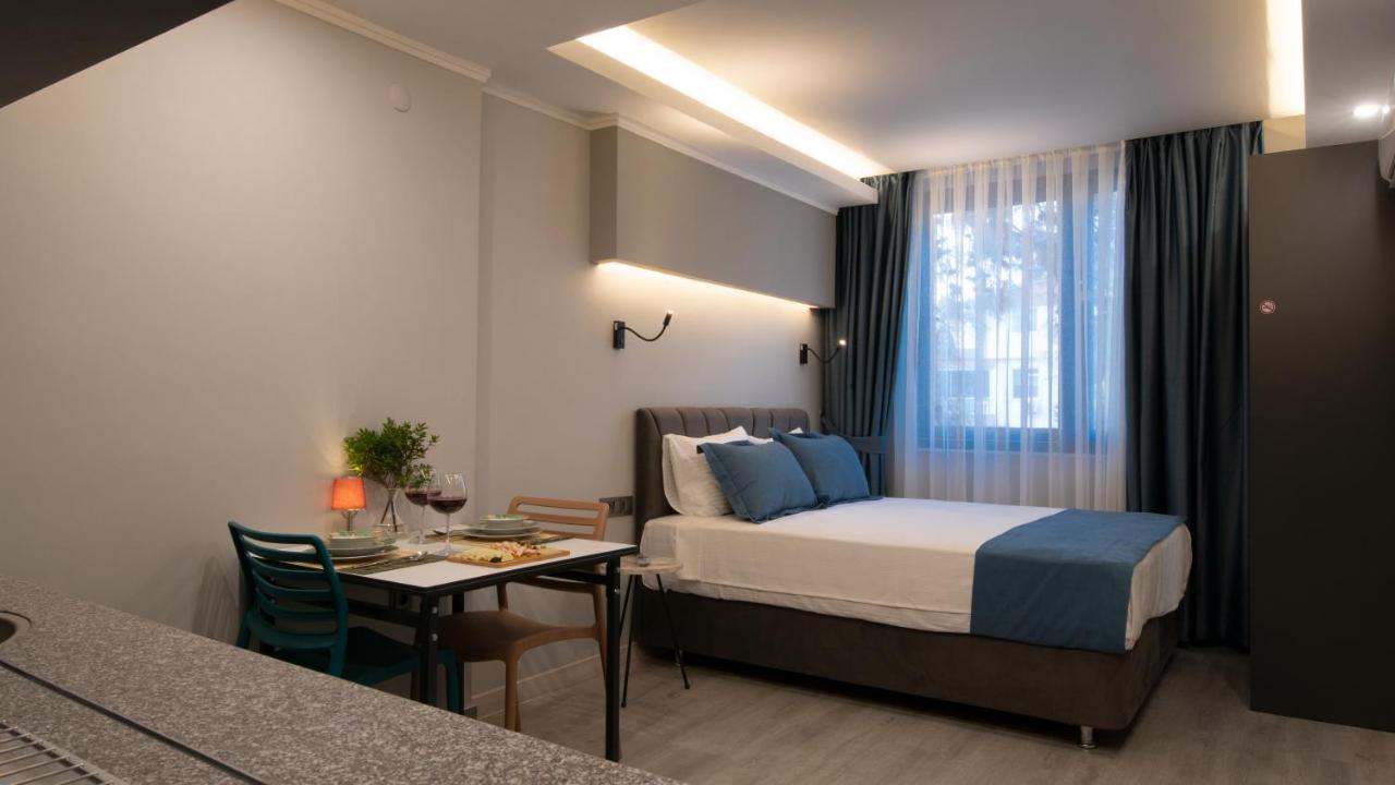 Opera Aparthotel 3*