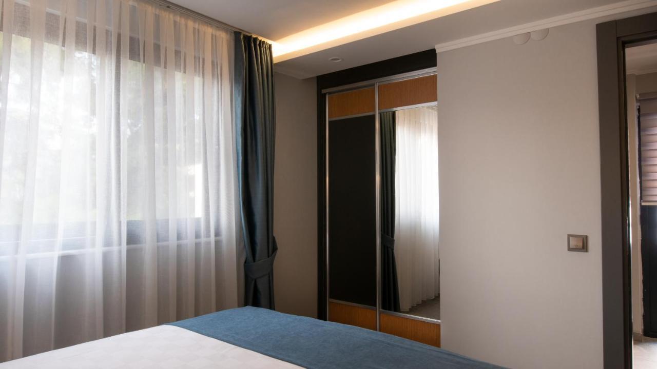 Opera Aparthotel