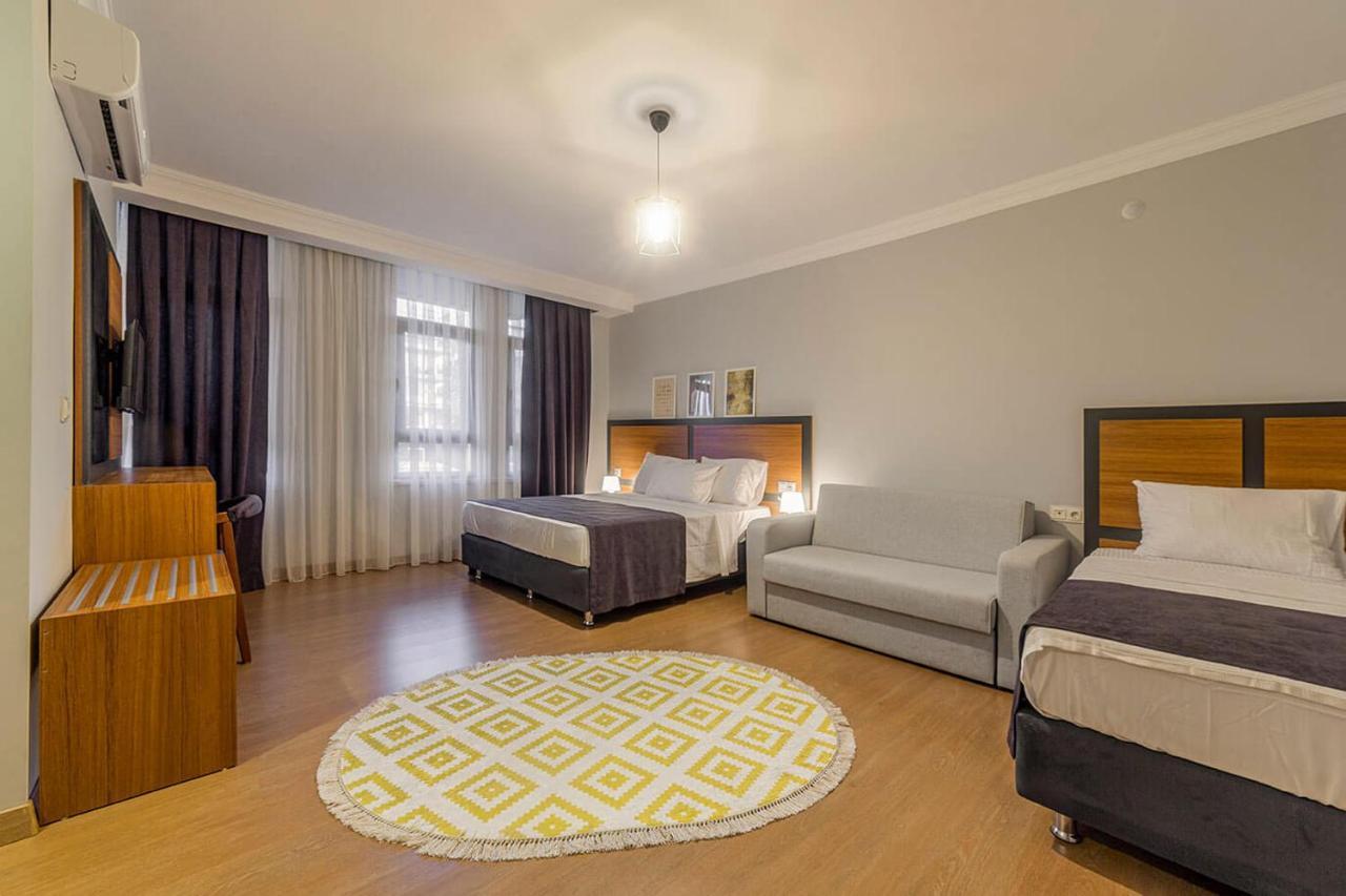 Business Hotel