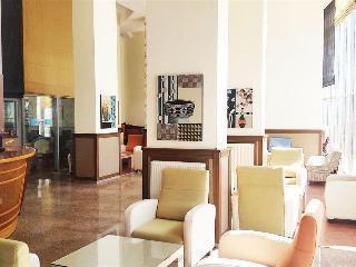 Acropol Beach 3*