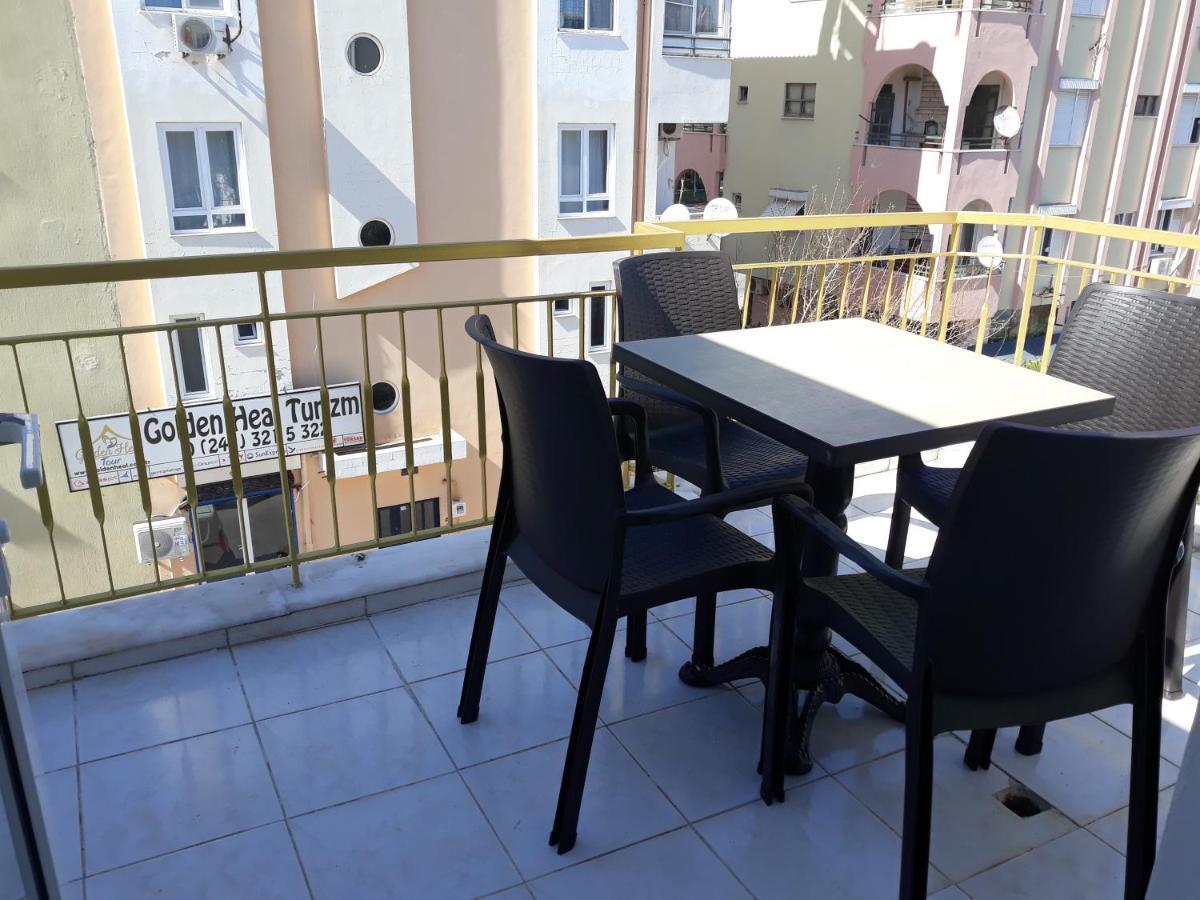 Golden Spark Aparthotel 3*