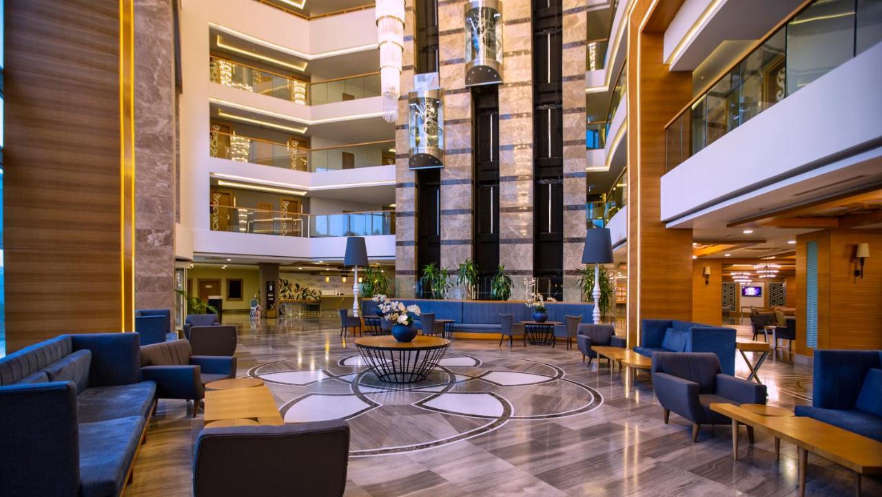 Resort Sherwood Exclusive Lara 5*