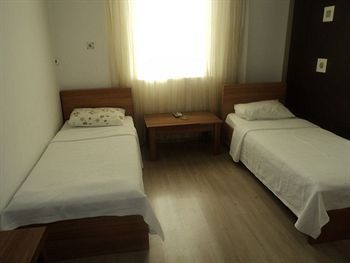 Aparthotel Send 3*
