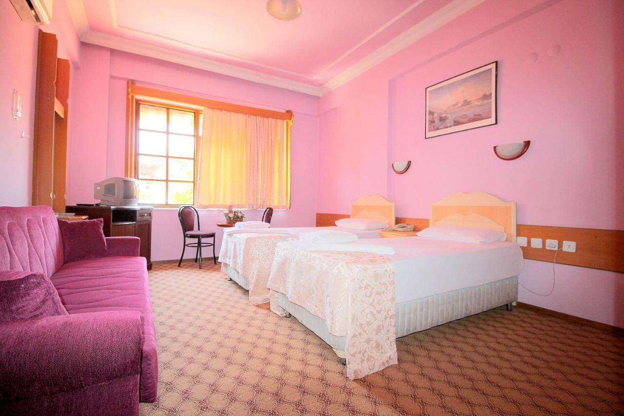 Otel Karyatit Kaleici Antalya
