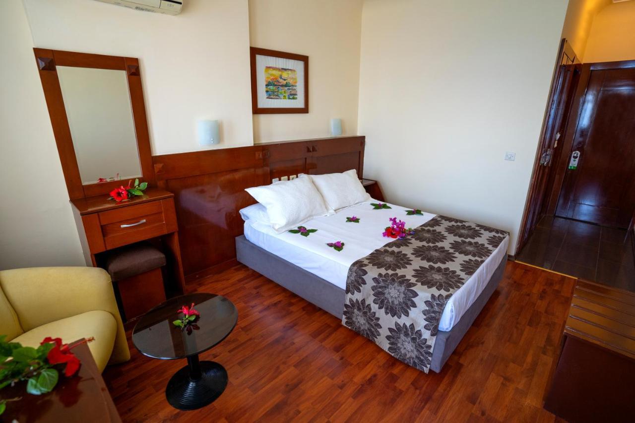 Nazar Otel 3*