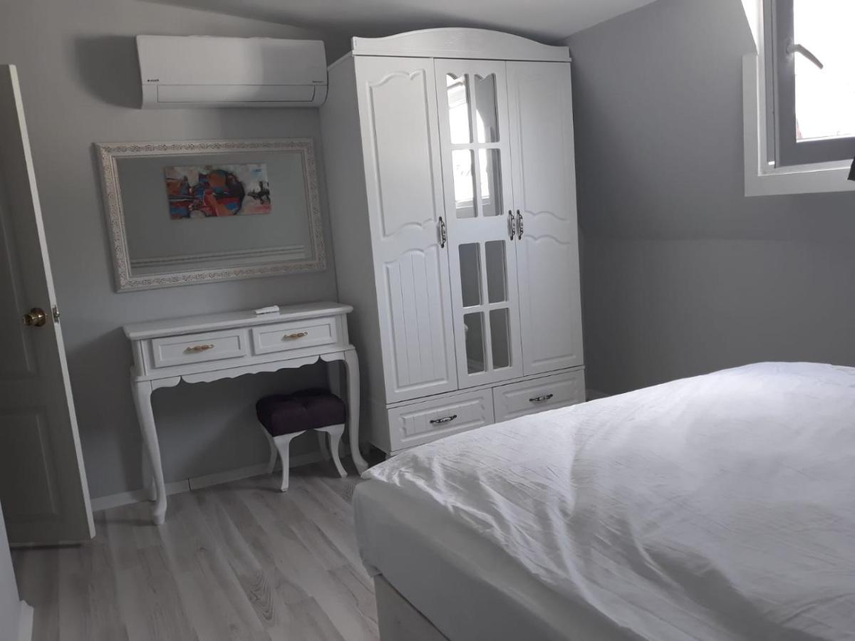 Aparthotel Golden Spark 3*