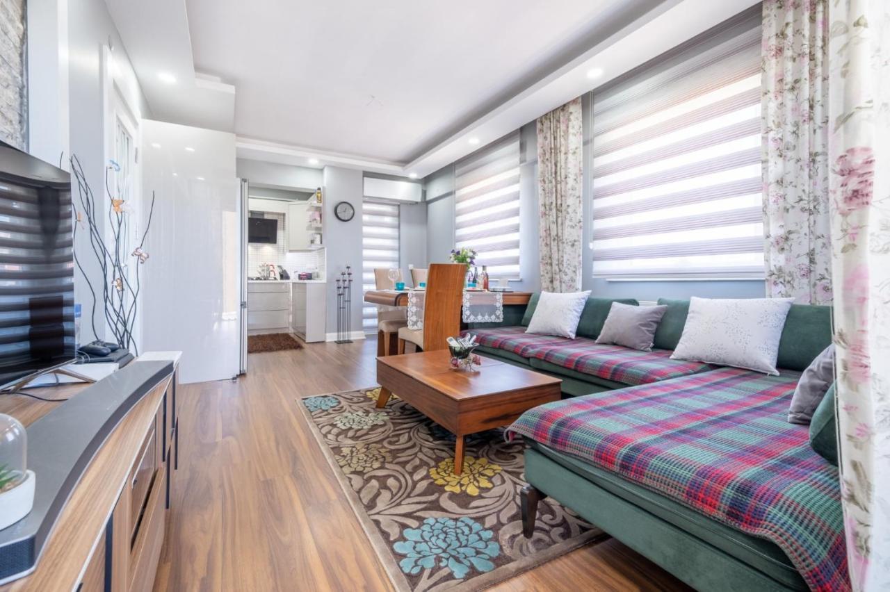 Lara 1+1 Luxury Antalya