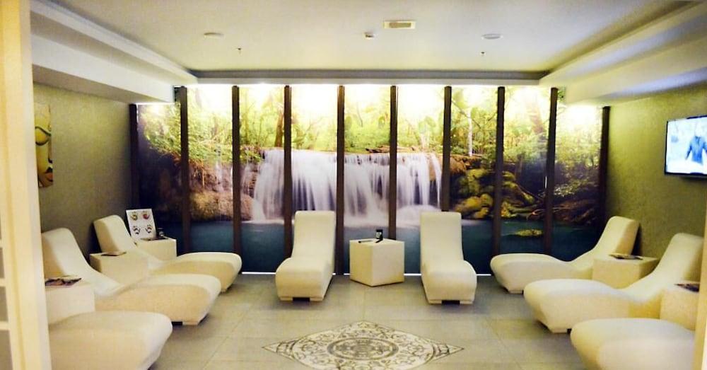 Live Otel