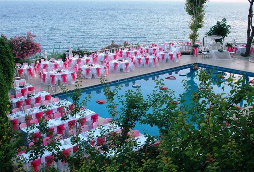 Otel Lara 3*