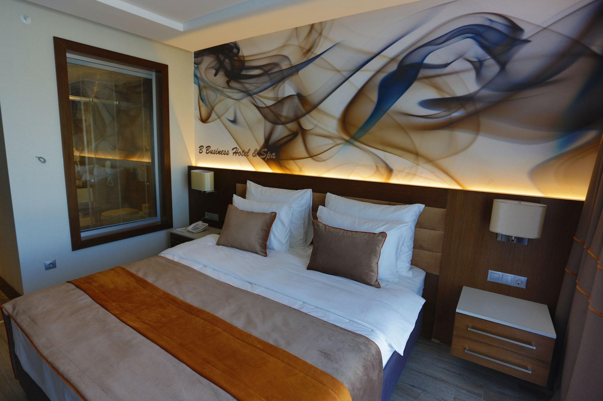 Hotel B Business &